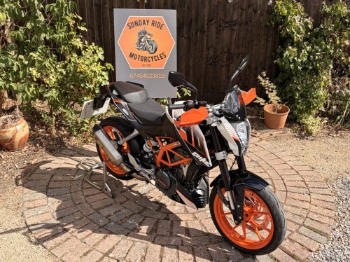 KTM 390 Duke